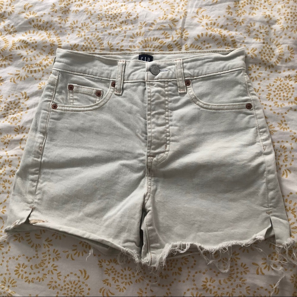 Gap high waisted shorts